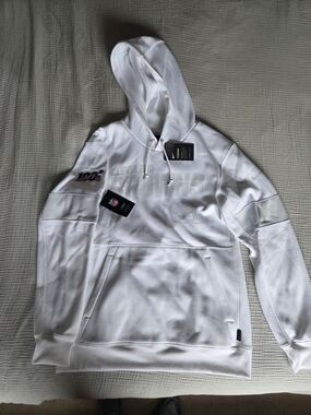 NWT Cleveland Browns NFL White Pullover Hoodie